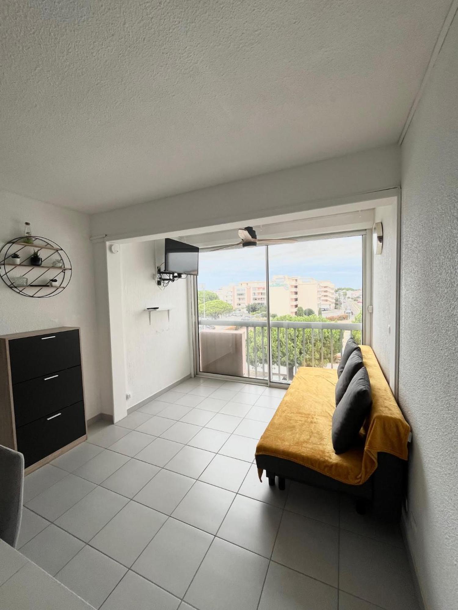 Appartement Devant La Mer + Parking Le Grau-du-Roi Exterior photo